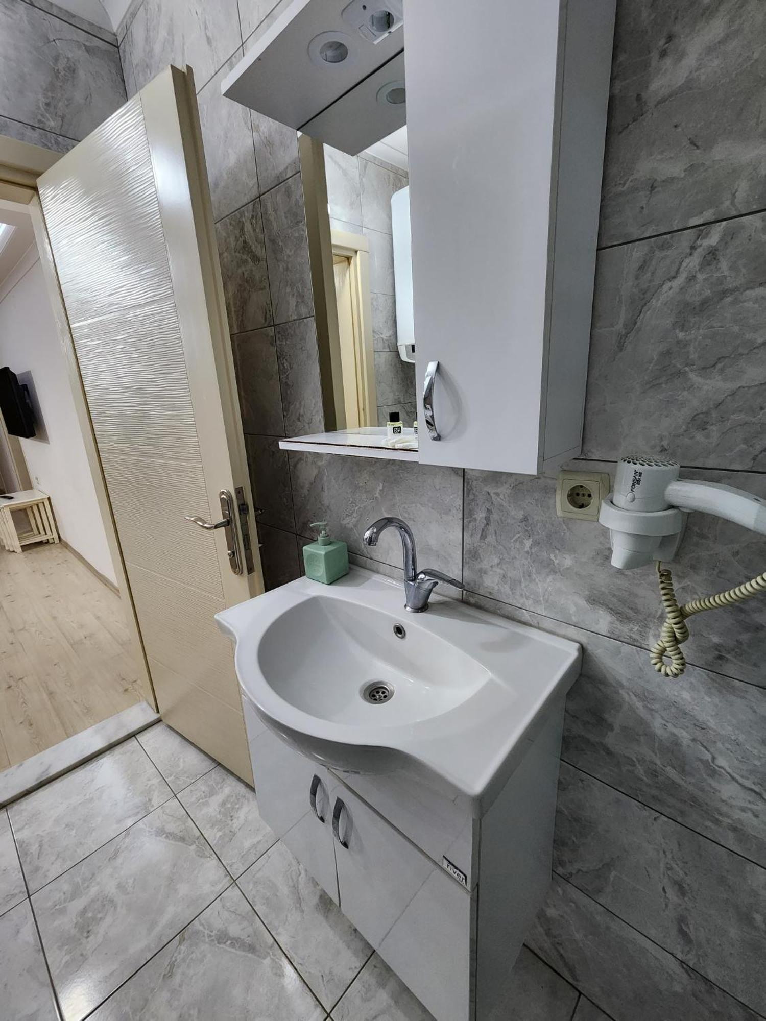 Esa Apart Hotel 트라존 객실 사진